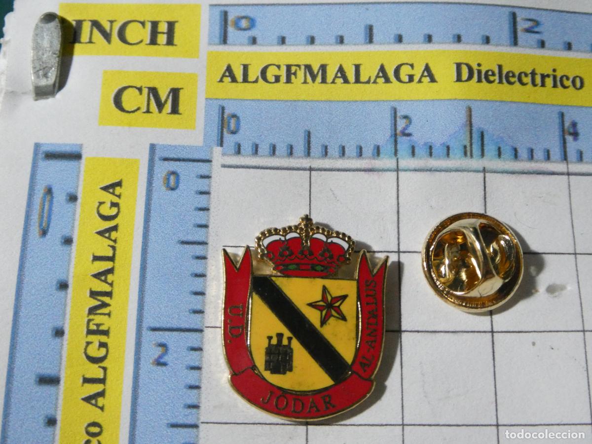 Postales: PIN DE DEPORTES. F&Uacute;TBOL. UNI&Oacute;N DEPORTIVA JODAR AL ANDALUS JAEN. ESCUDO EQUIPO