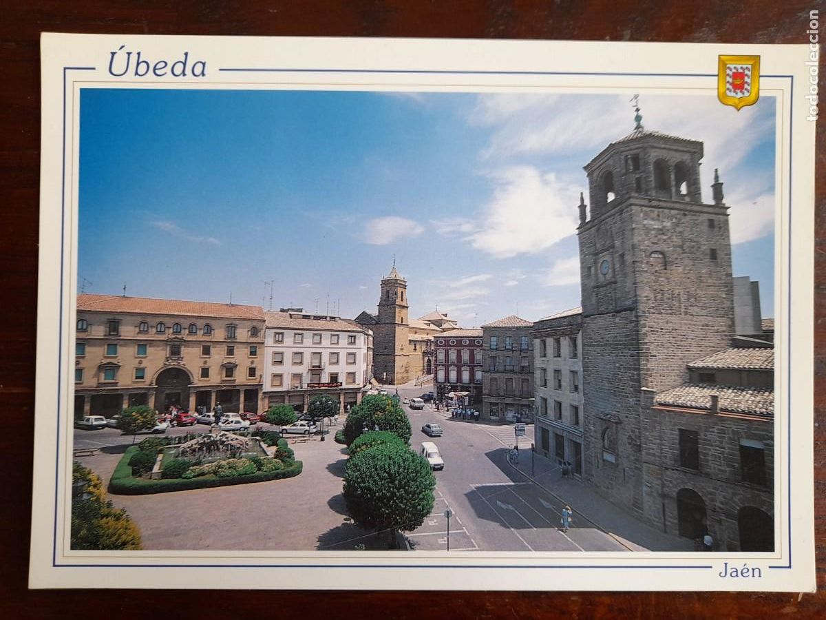 Postales: Postal imagen plaza ayuntamiento torre reloj al fondo en Ubeda Jaen,
