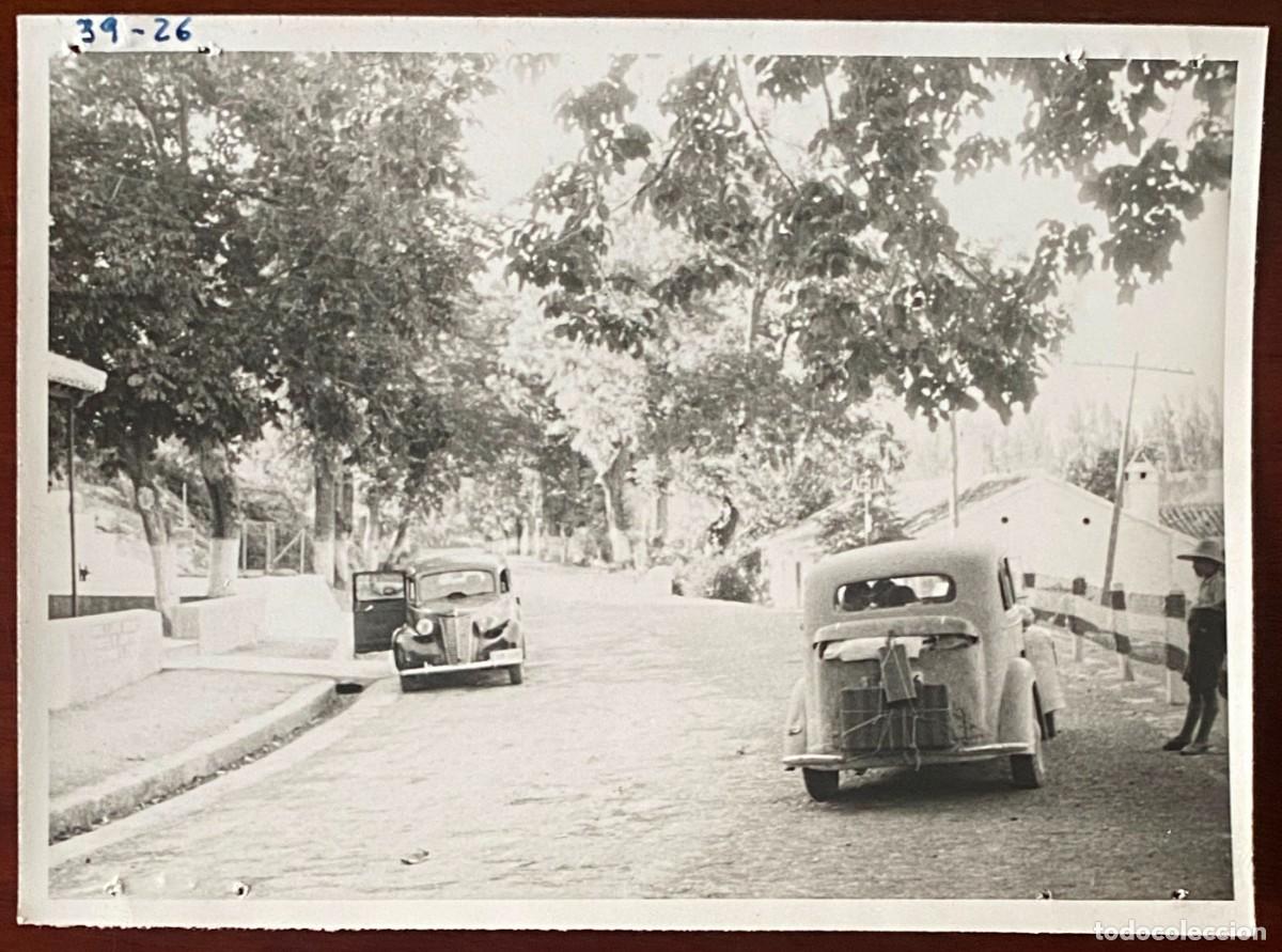 Postais: FOTOGRAFIA TOMADA EN CARRETERA ENTRE JAEN Y GRANADA EN 1943, MIDE 12 X 8,8 CMS.