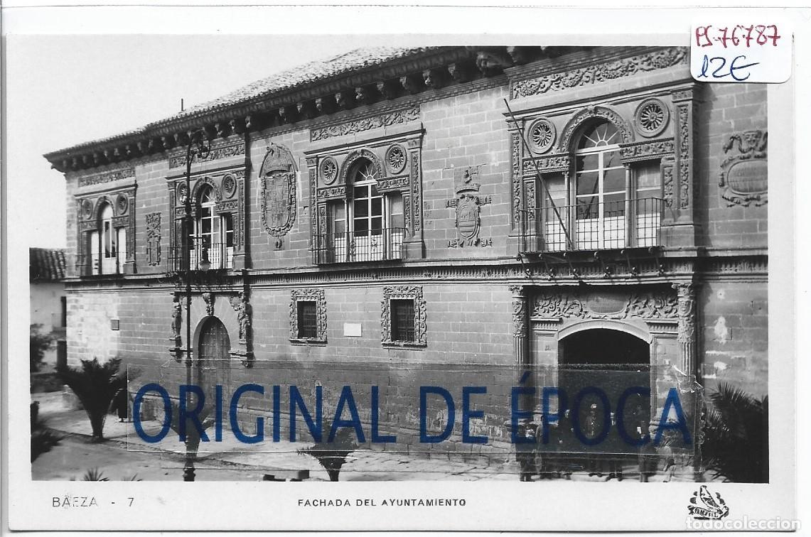 Cartoline: (PS-76787)POSTAL FOTOGRAFICA DE BAEZA-FACHADA DEL AYUNTAMIENTO.ORIOL