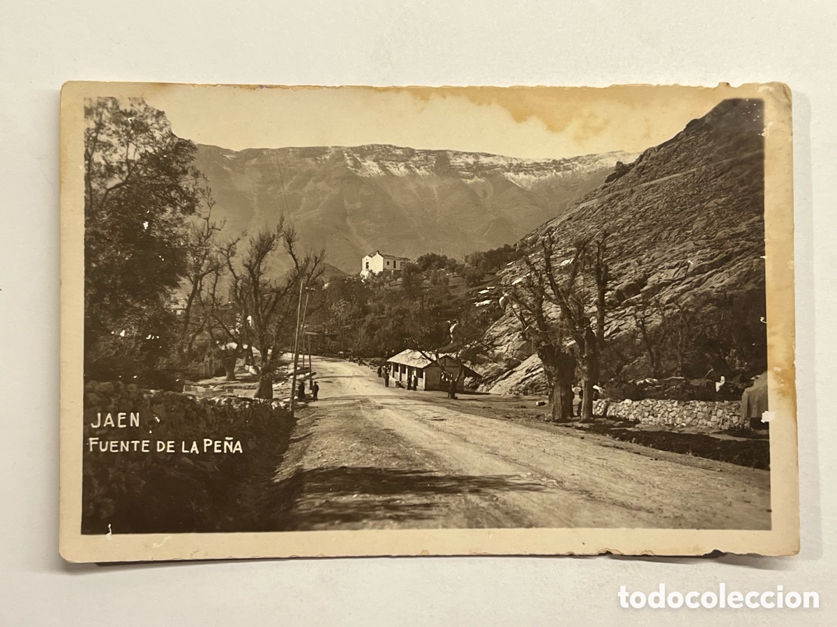 Postcards: JAEN. Postal antigua Fuente de la Pe&ntilde;a. Sin datos editor.. (h.1930?) S/C.. parte superior deslucida.
