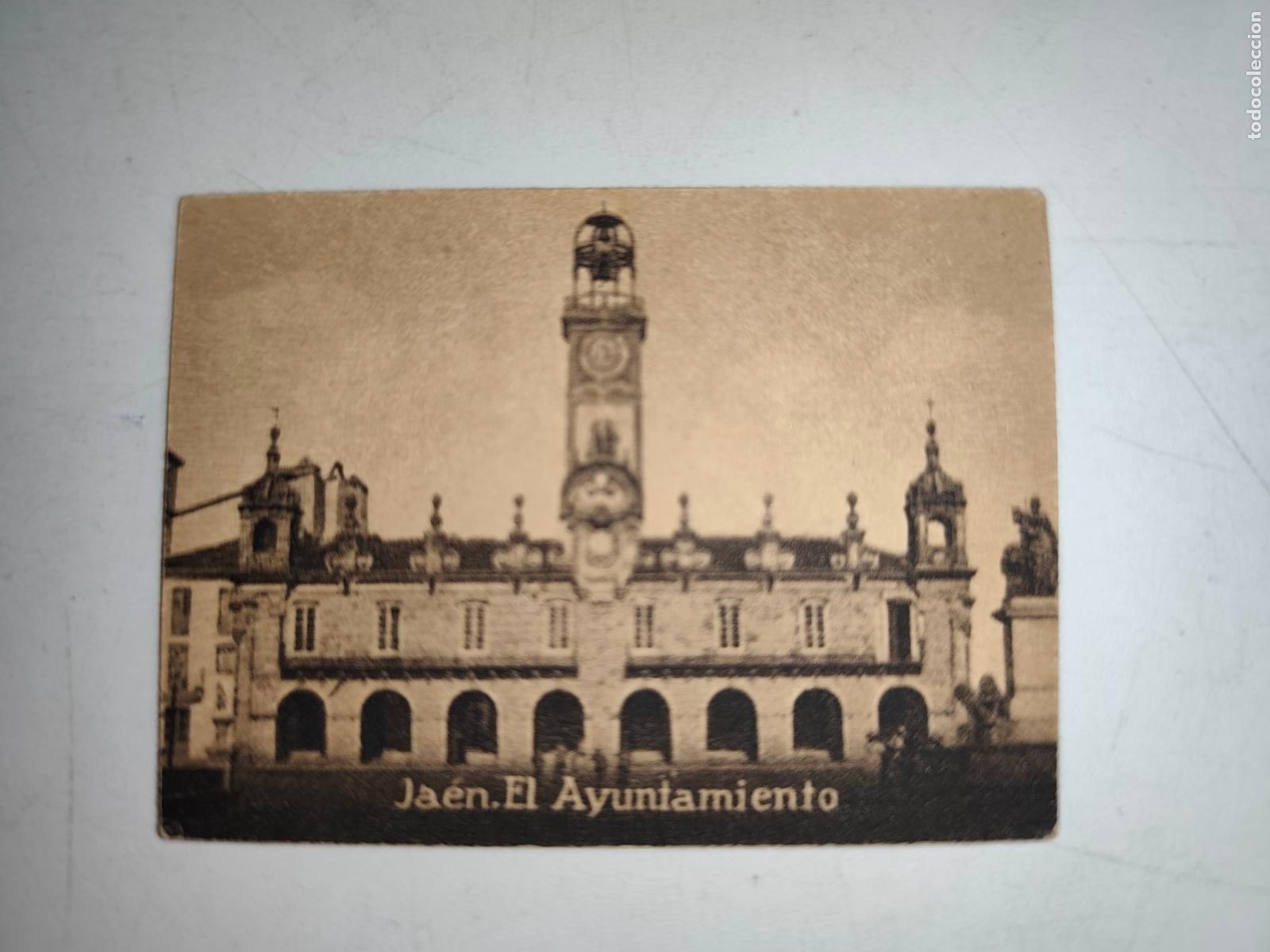 Cartoline: POSTAL ORIGINAL DECADA DE LOS A&Ntilde;OS 30. JAEN, EL AYUNTAMIENTO. LEER