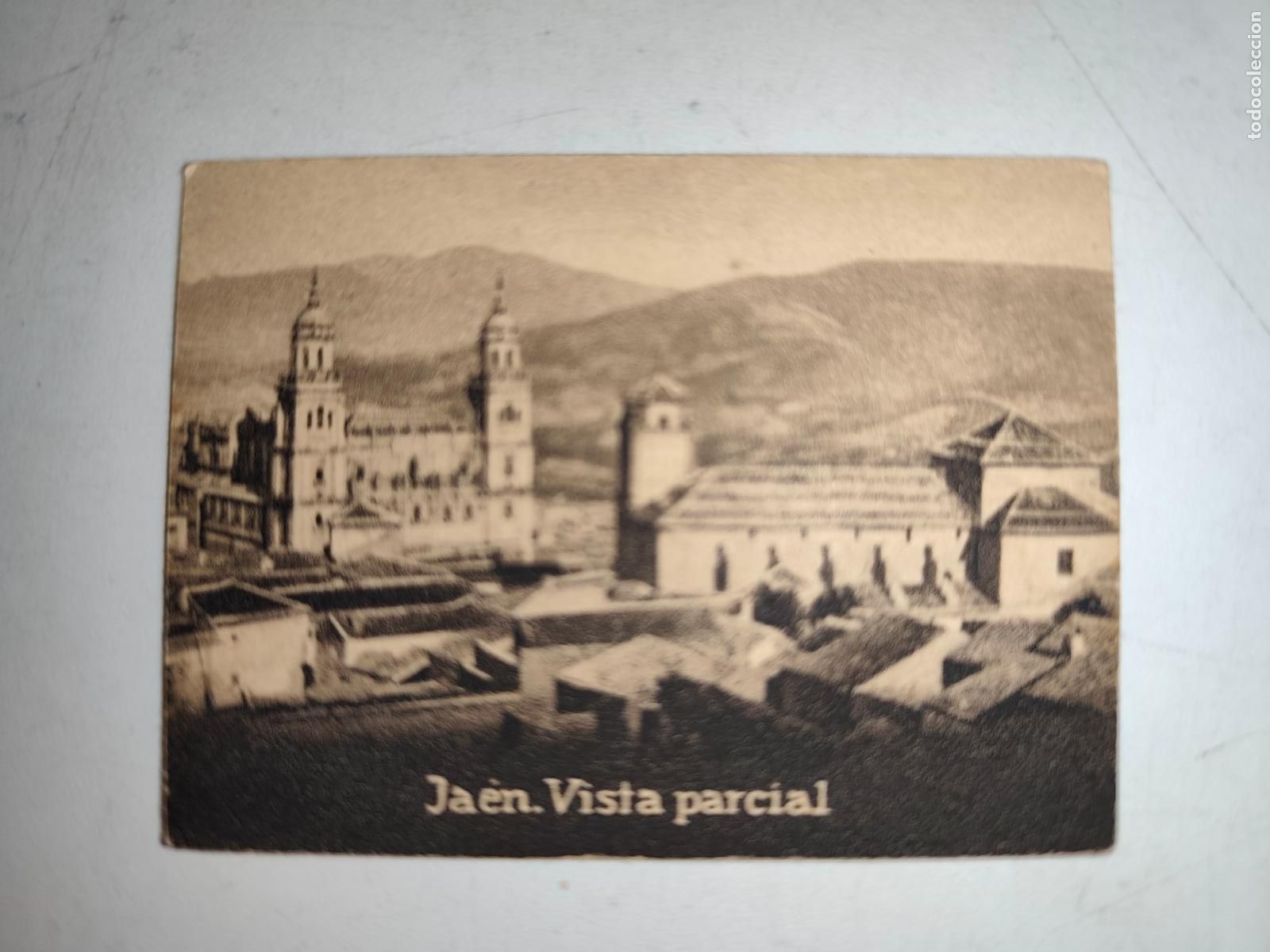 Cartoline: POSTAL ORIGINAL DECADA DE LOS A&Ntilde;OS 30. JAEN, VISTA PARCIAL. LEER