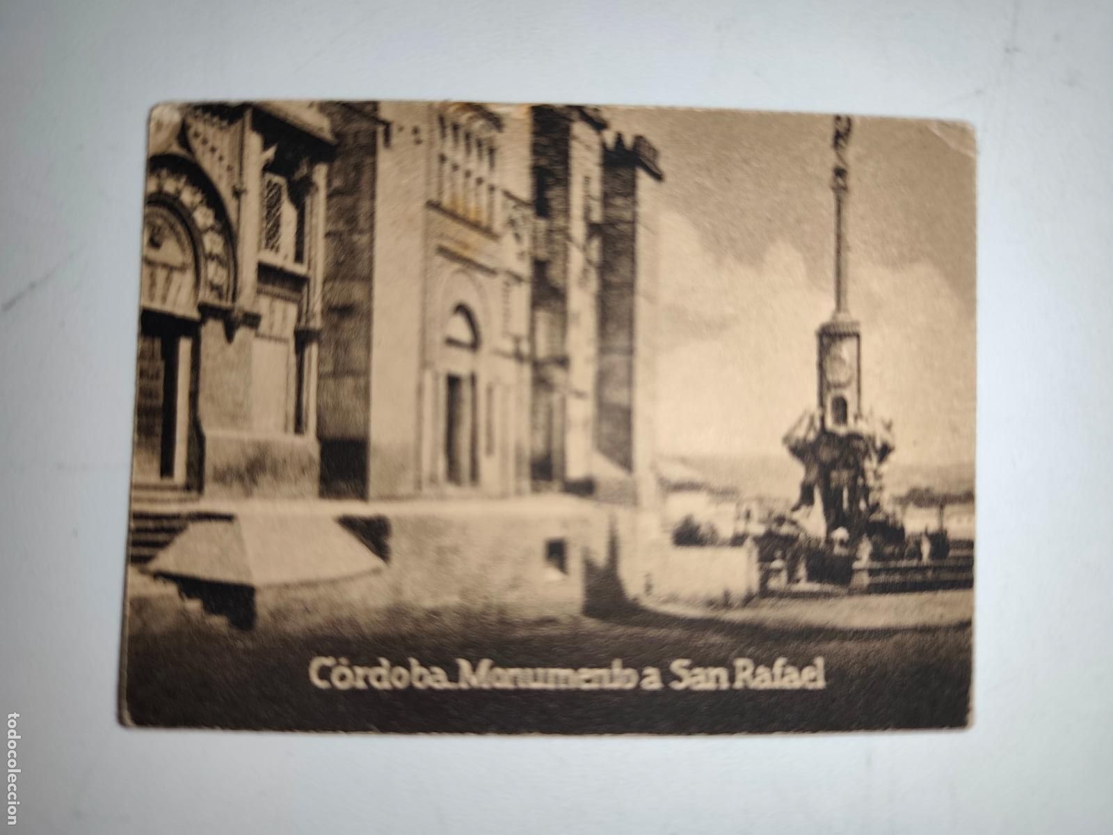 Postales: POSTAL ORIGINAL DECADA DE LOS A&Ntilde;OS 30. CORDOBA, MONUMENTO A SAN RAFAEL. LEER