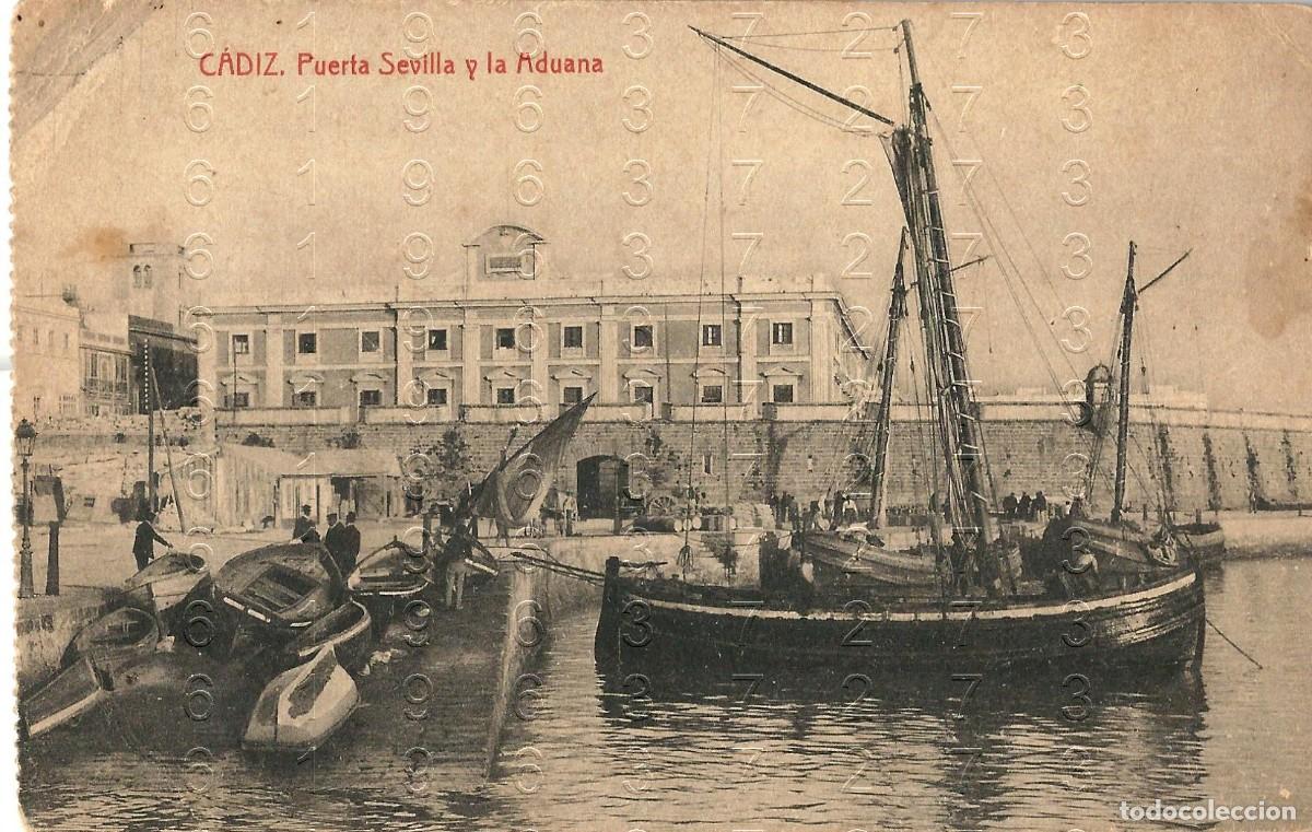 Cartoline: CADIZ PUERTA SEVILLA Y LA ADUANA POSTAL NC LM58