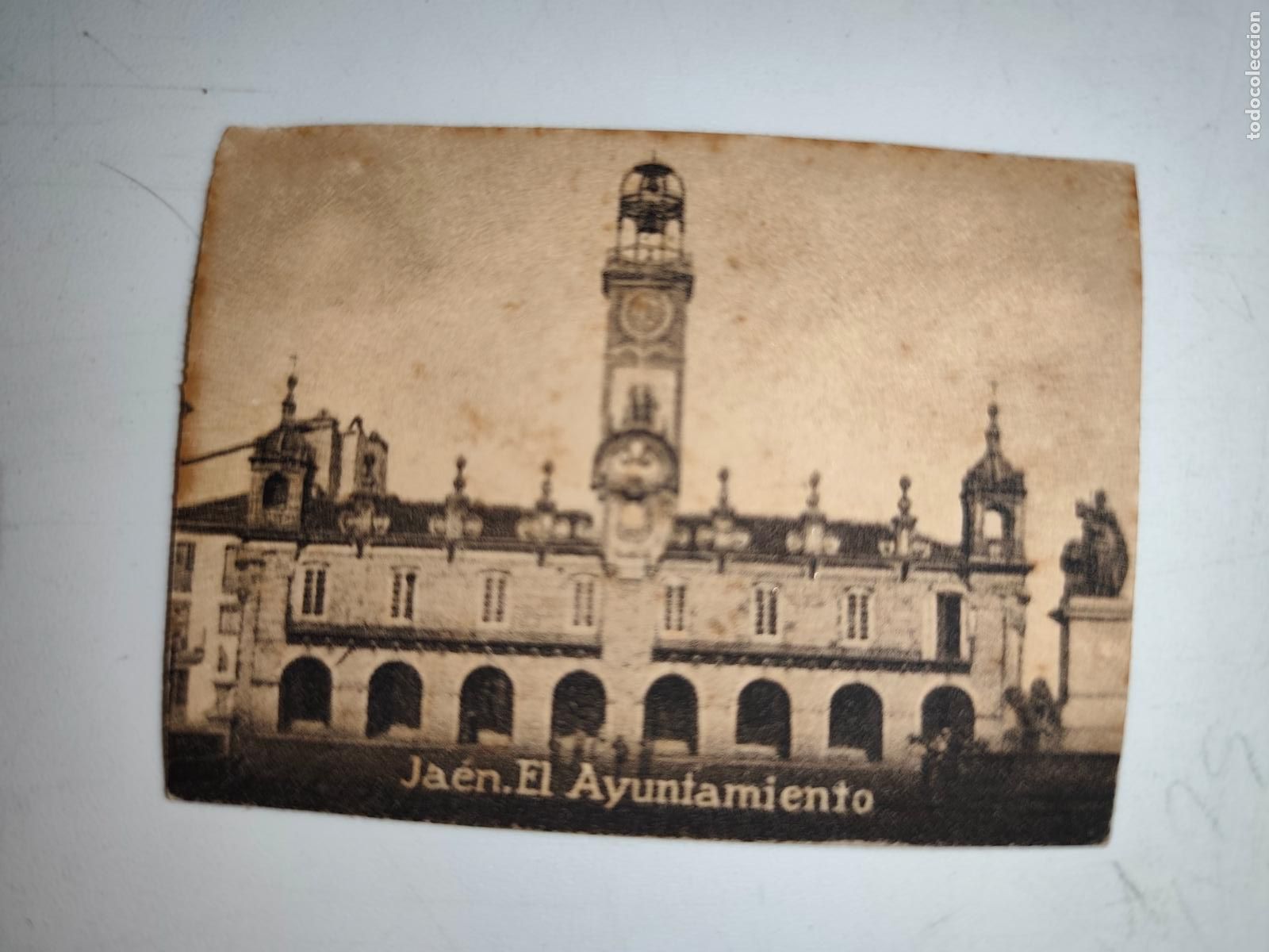 Cartoline: POSTAL ORIGINAL DECADA DE LOS A&Ntilde;OS 30. JAEN, EL AYUNTAMIENTO. LEER DESCRIPCION