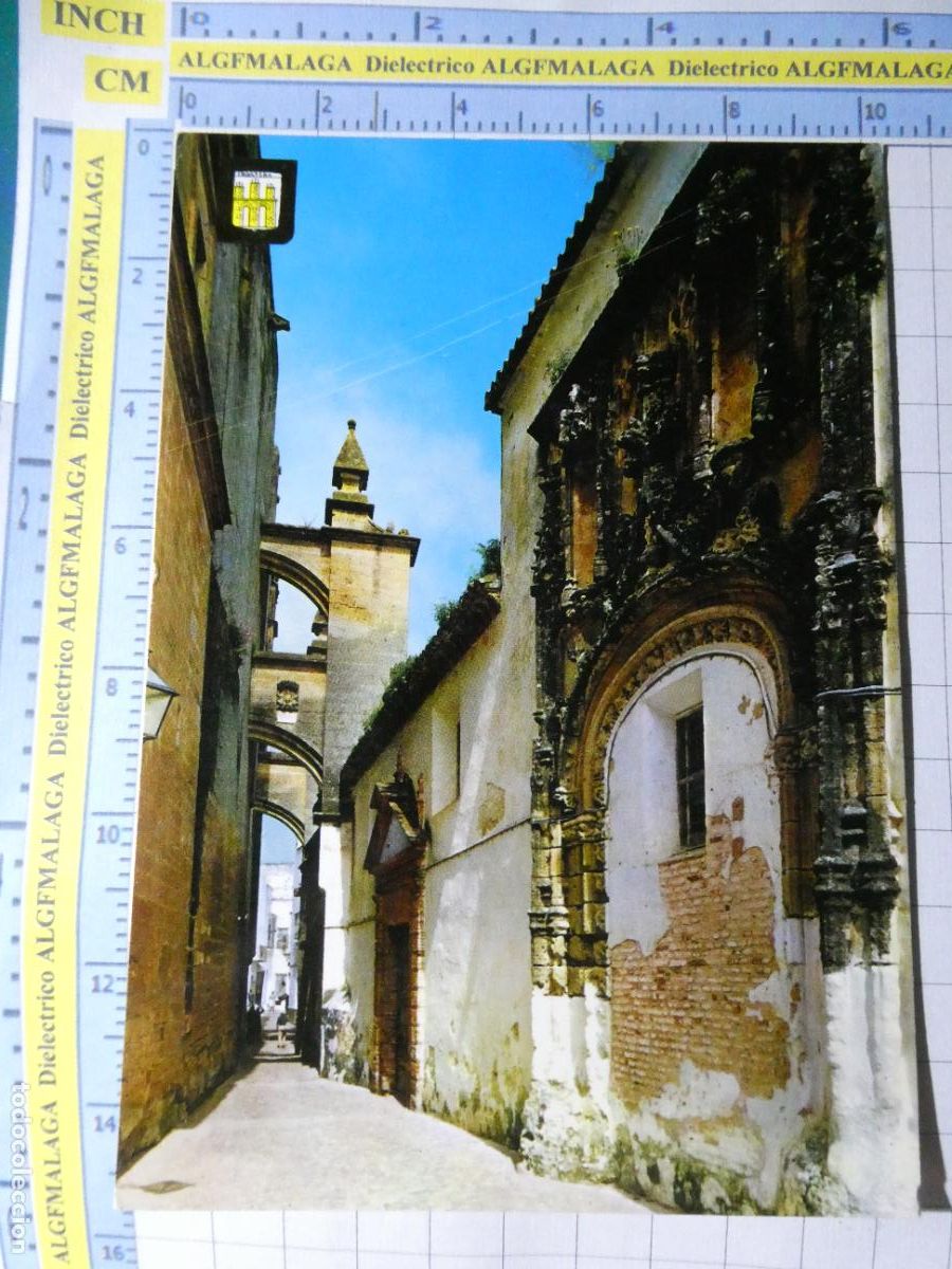 Cartes Postales: POSTAL DE C&Aacute;DIZ. A&Ntilde;O 1964. ARCOS DE LA FRONTERA CALLEJ&Oacute;N DE LAS MONJAS 5 ESCUDO ORO . 783