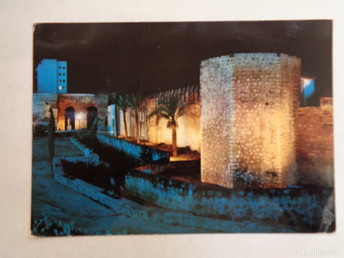 Postkarten: POSTAL DE CORDOBA : MURALLAS DEL ALCAZAR , VISTA NOCTURNA . A&Ntilde;OS 60