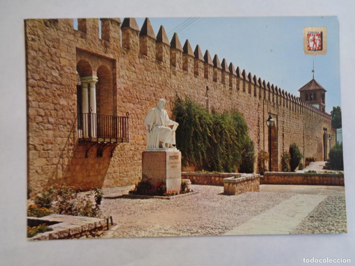 Cartes Postales: POSTAL DE CORDOBA : MURALLA Y MONUMENTO A AVERROES . A&Ntilde;OS 60
