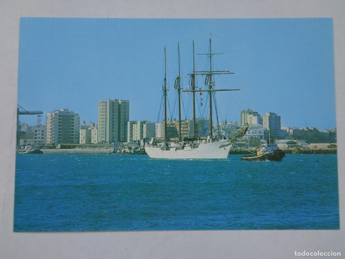 Postcards: POSTAL DE CADIZ : VISTA PARCIAL DEL PUERTO . A&Ntilde;OS 80 , ES EL JUAN SEBASTIAN ELCANO ?