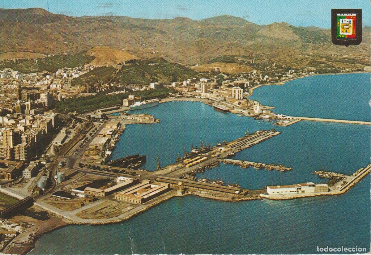 Cartoline: (209) MALAGA. VISTA AEREA Y PUERTO
