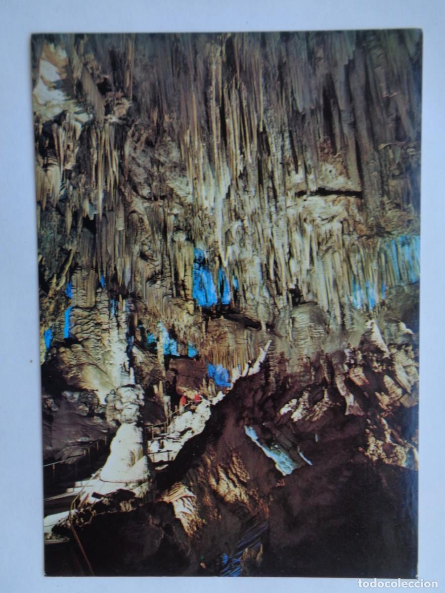 Postkarten: POSTAL DE LA CUEVA DE NERJA ( MALAGA ): FONDO DE LA SALA DEL CATACLISMO . A&Ntilde;OS 60