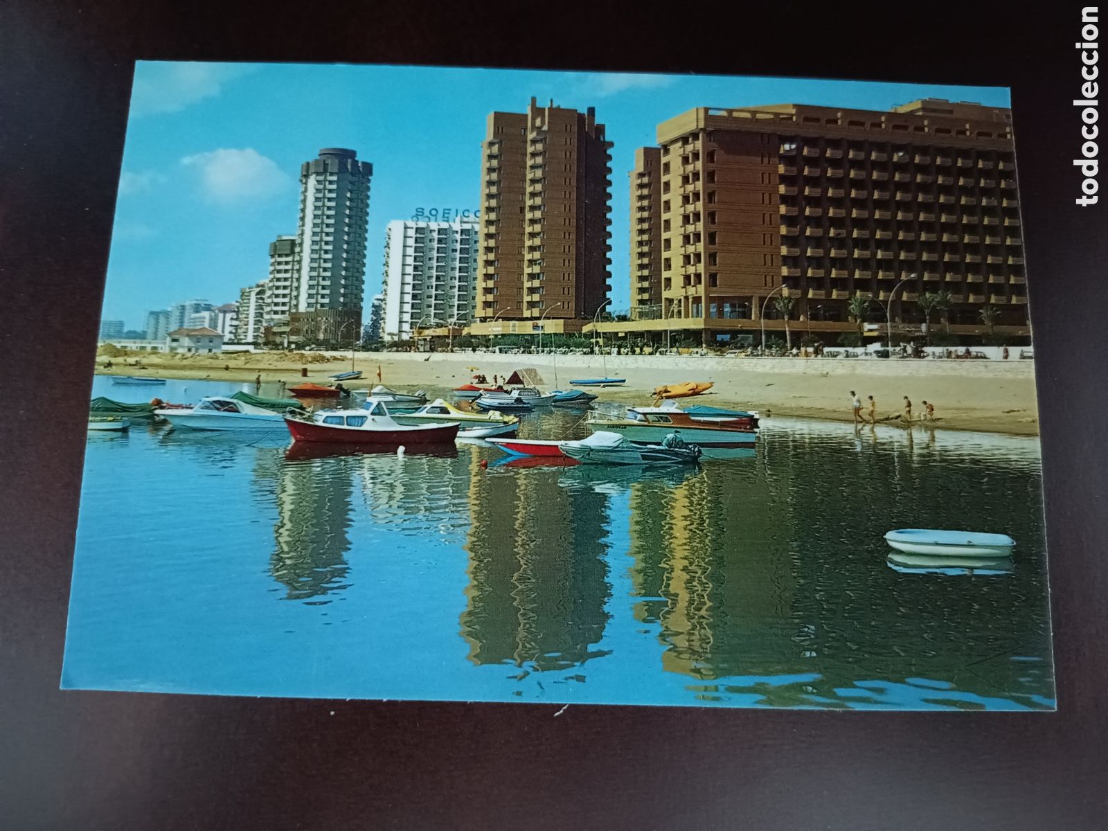 Postkarten: F.14 COSTA DEL SOL - FUENGIROLA - VISTA PARCIAL DESDE EL PUERTO - JBG S/C