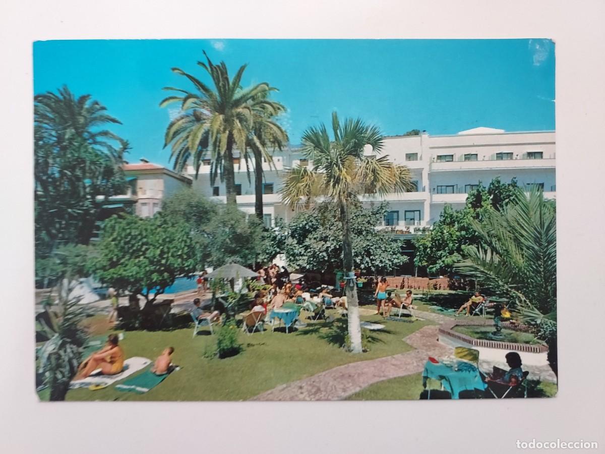 Postkarten: POSTAL MALAGA HOTEL EMPERATRIZ JARDINES PISCINAS. CIRCULADA. 1970