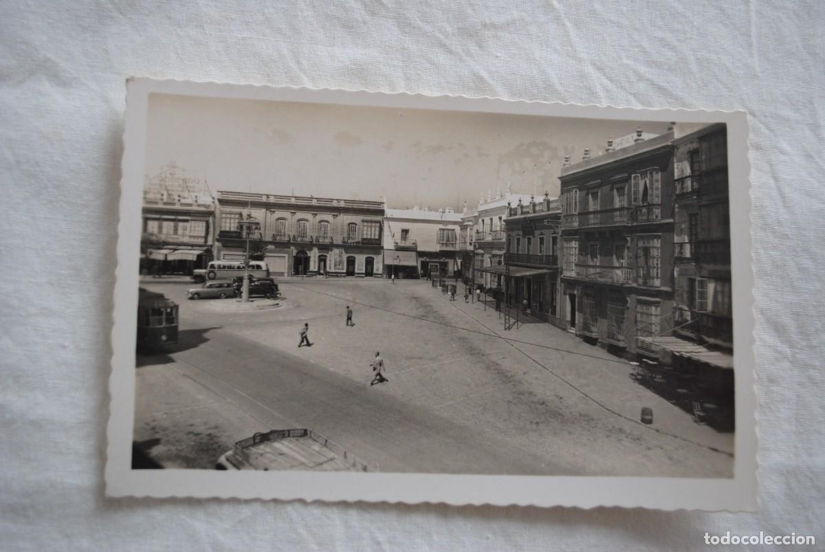 Postales: SAN FERNANDO , CADIZ , PLAZA DEL EJERCITO .