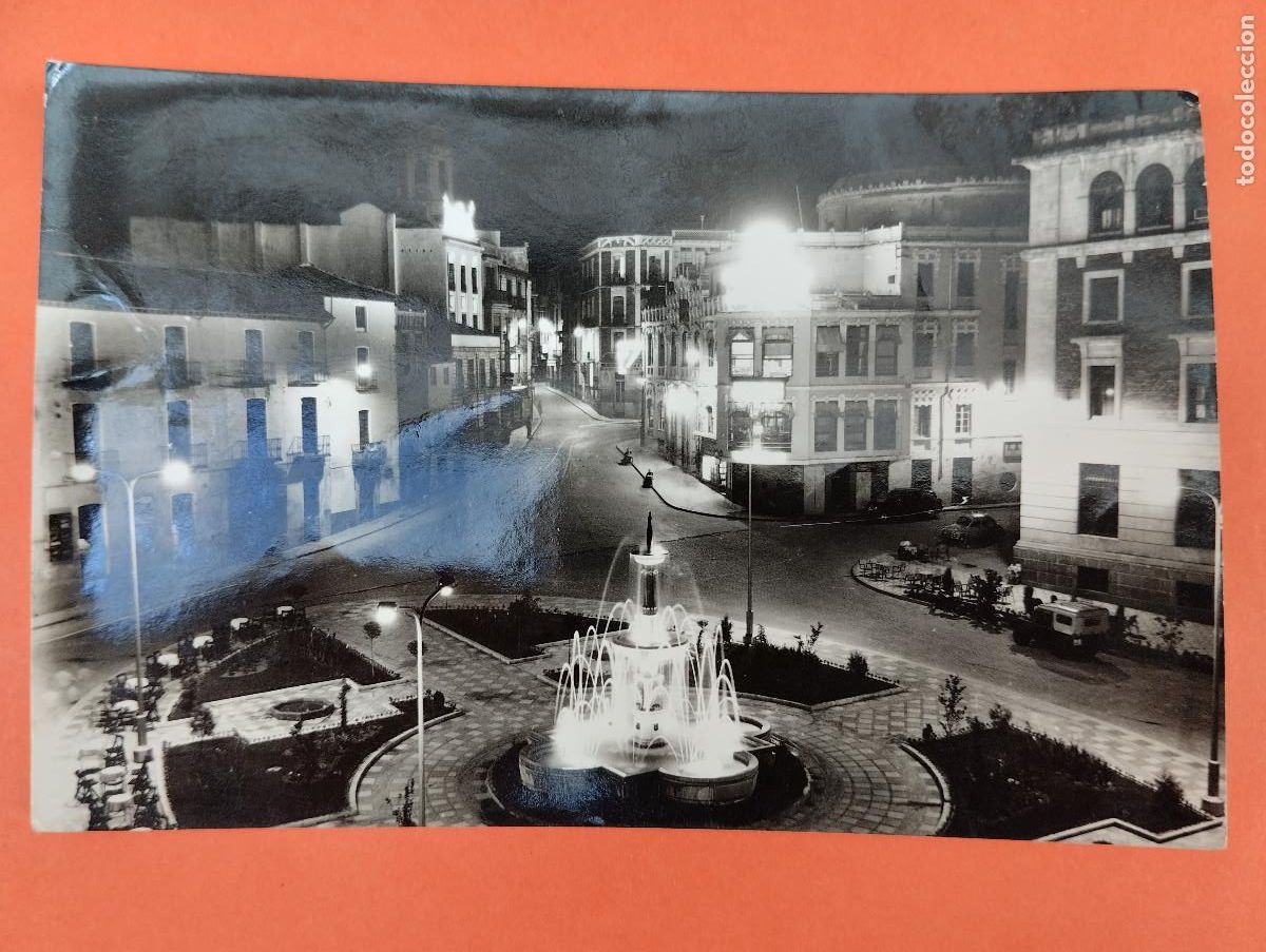 Cartes Postales: JAEN PLAZA DE JOSE ANTONIO EDICIONES ARRIBAS N&ordm; 1010