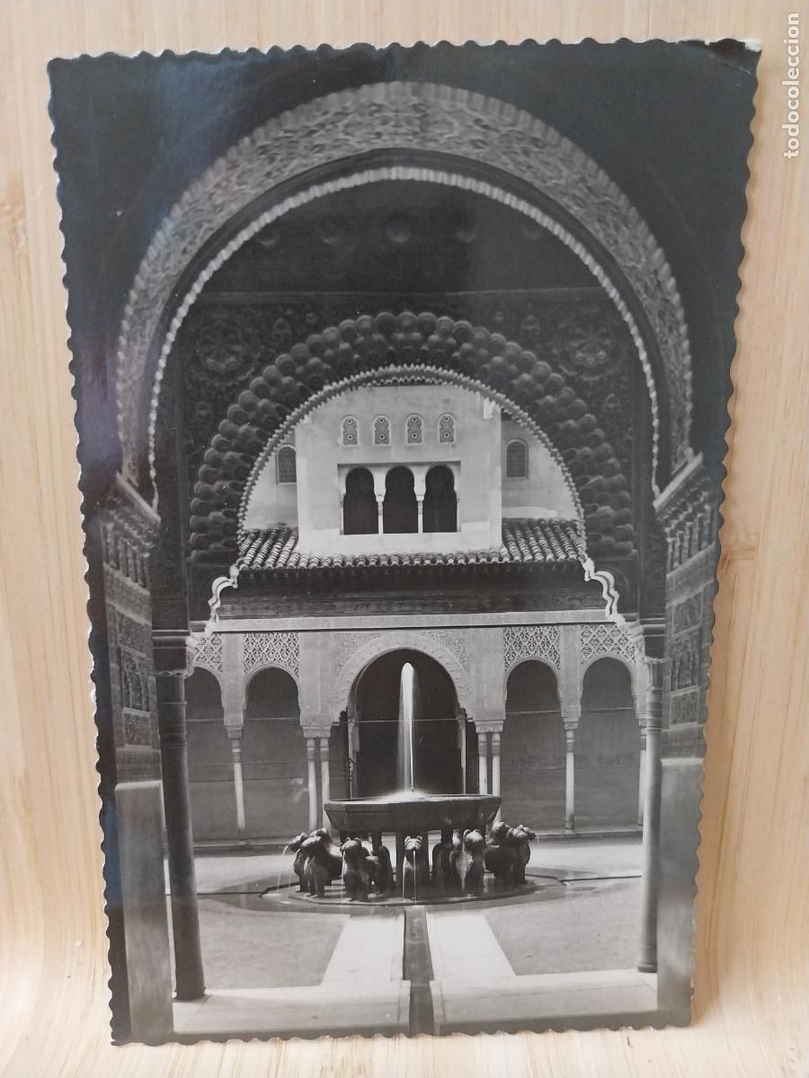 Cartoline: PATIO LEONES GRANADA ALHAMBRA ED GARRABELLA 44 SC ORIGINAL A&Ntilde;OS 50 60 BN