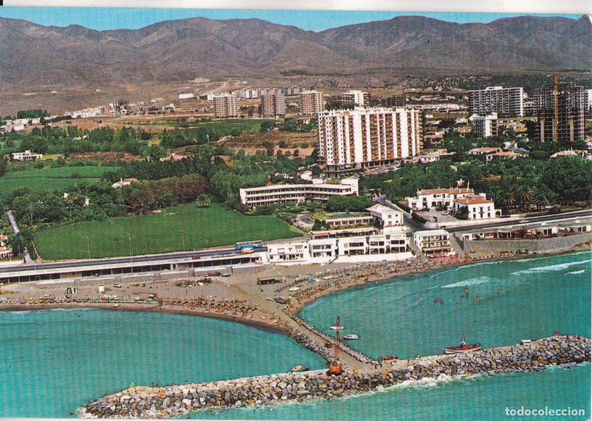Postcards: BENALMADENA, PLAYA Y VISTA PARCIAL A&Eacute;REA - EDICIONES ARRIBAS N&ordm;17 - CIRCULADA
