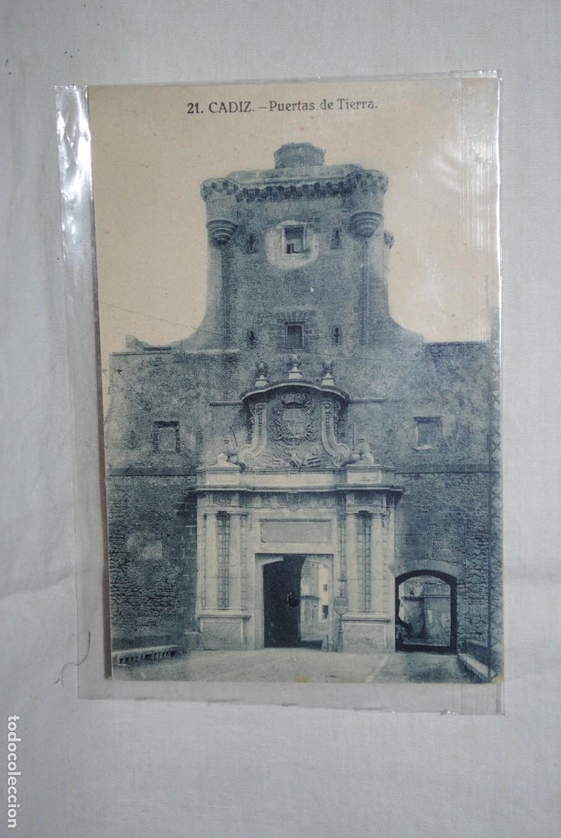 Postales: CADIZ PUERTAS DE TIERRA - Foto 1