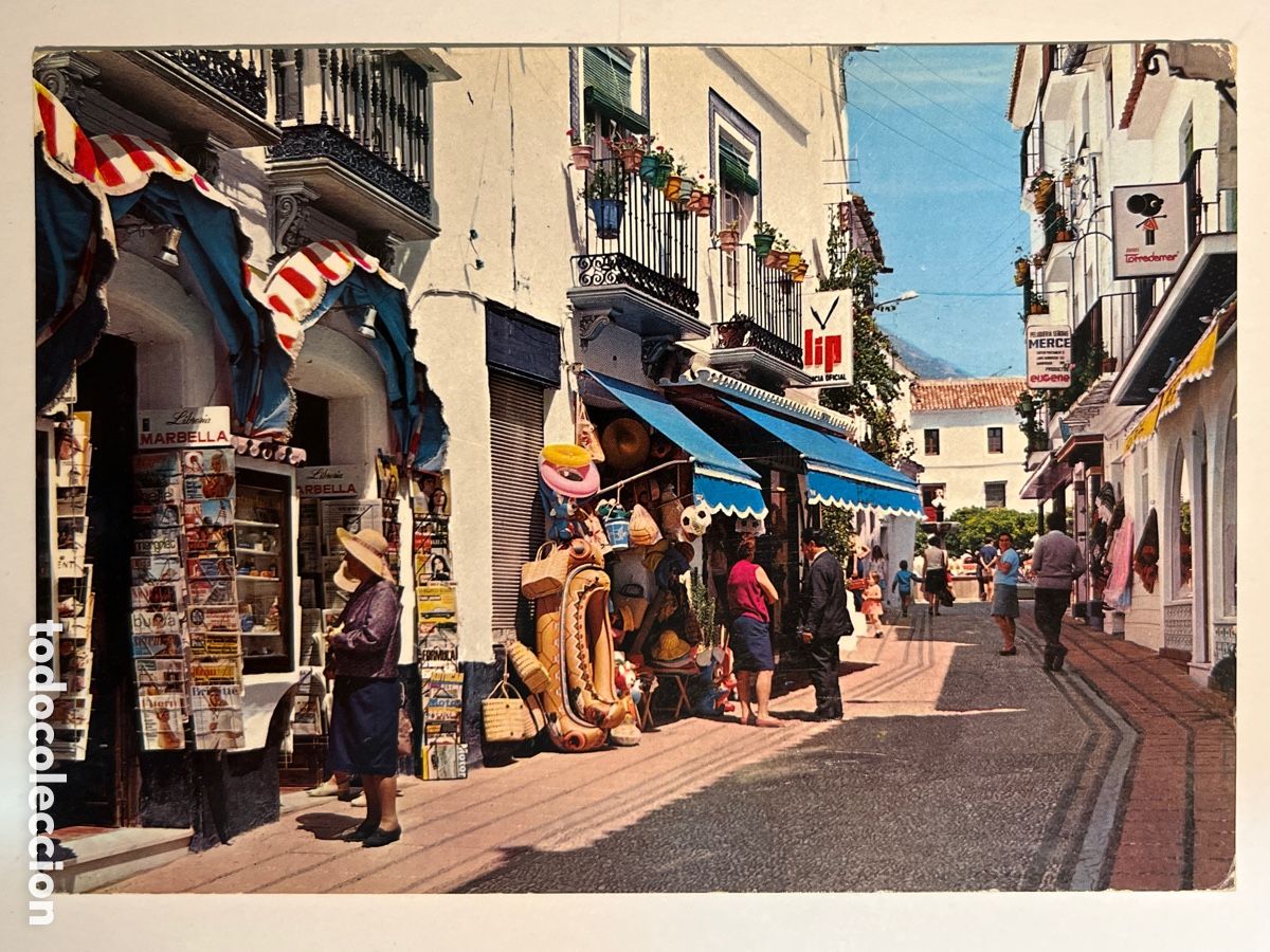 Postales: POSTAL. Marbella. Costa del Sol. Una calle.