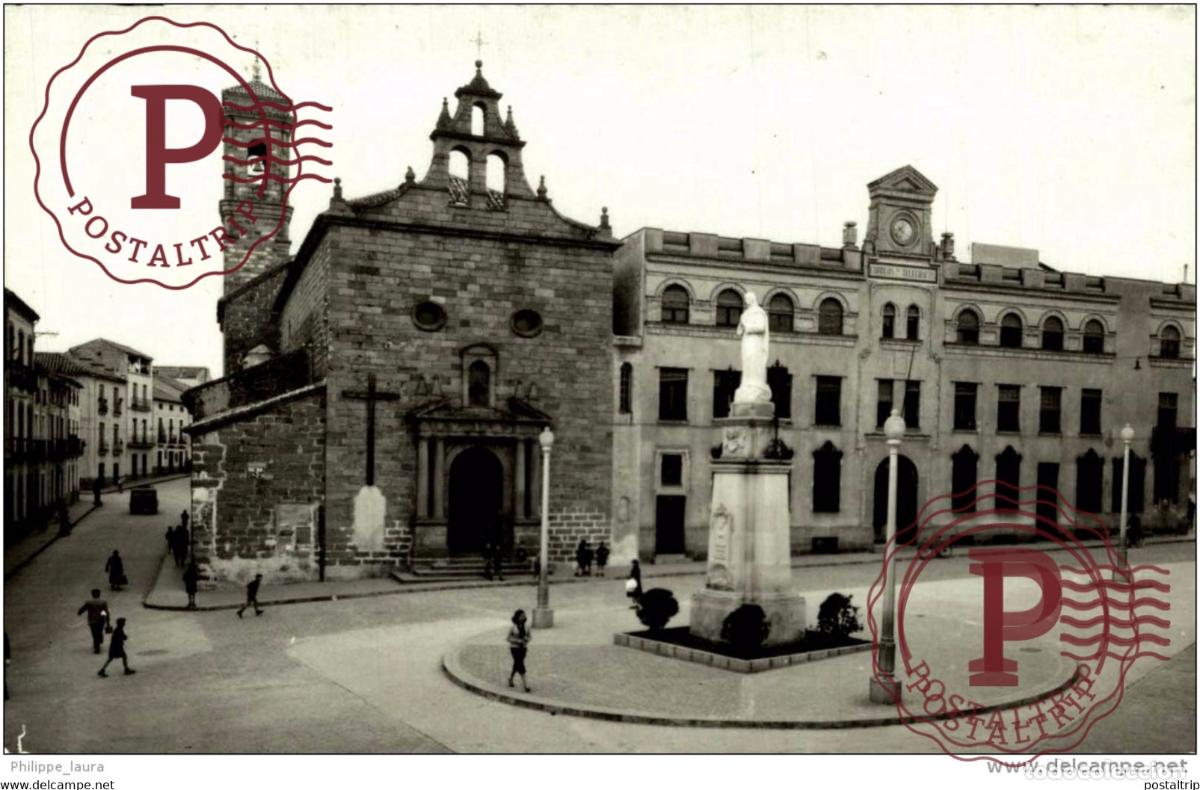 Postales: LINARES. PLAZA DE SAN FRANCISCO Y EDIFICIO DE CORREOS - Foto 1