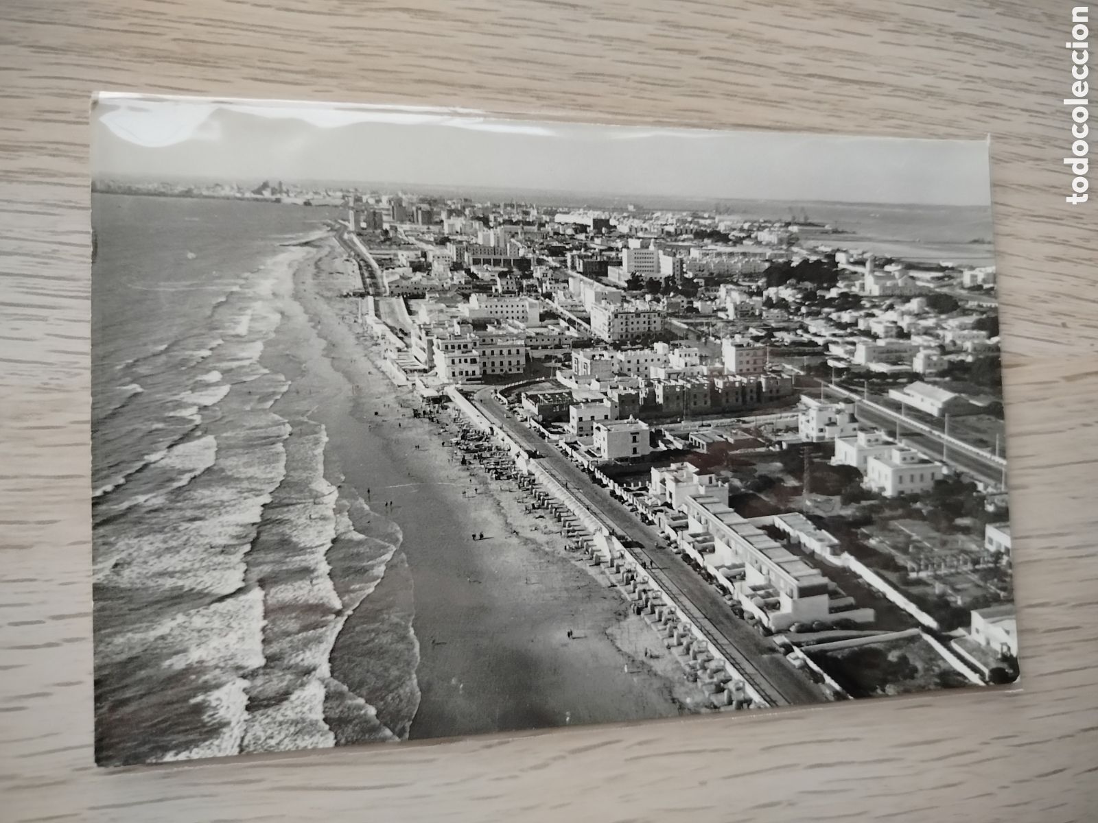Postales: C&Aacute;DIZ - PLAYA DE LA VICTORIA - Foto 1