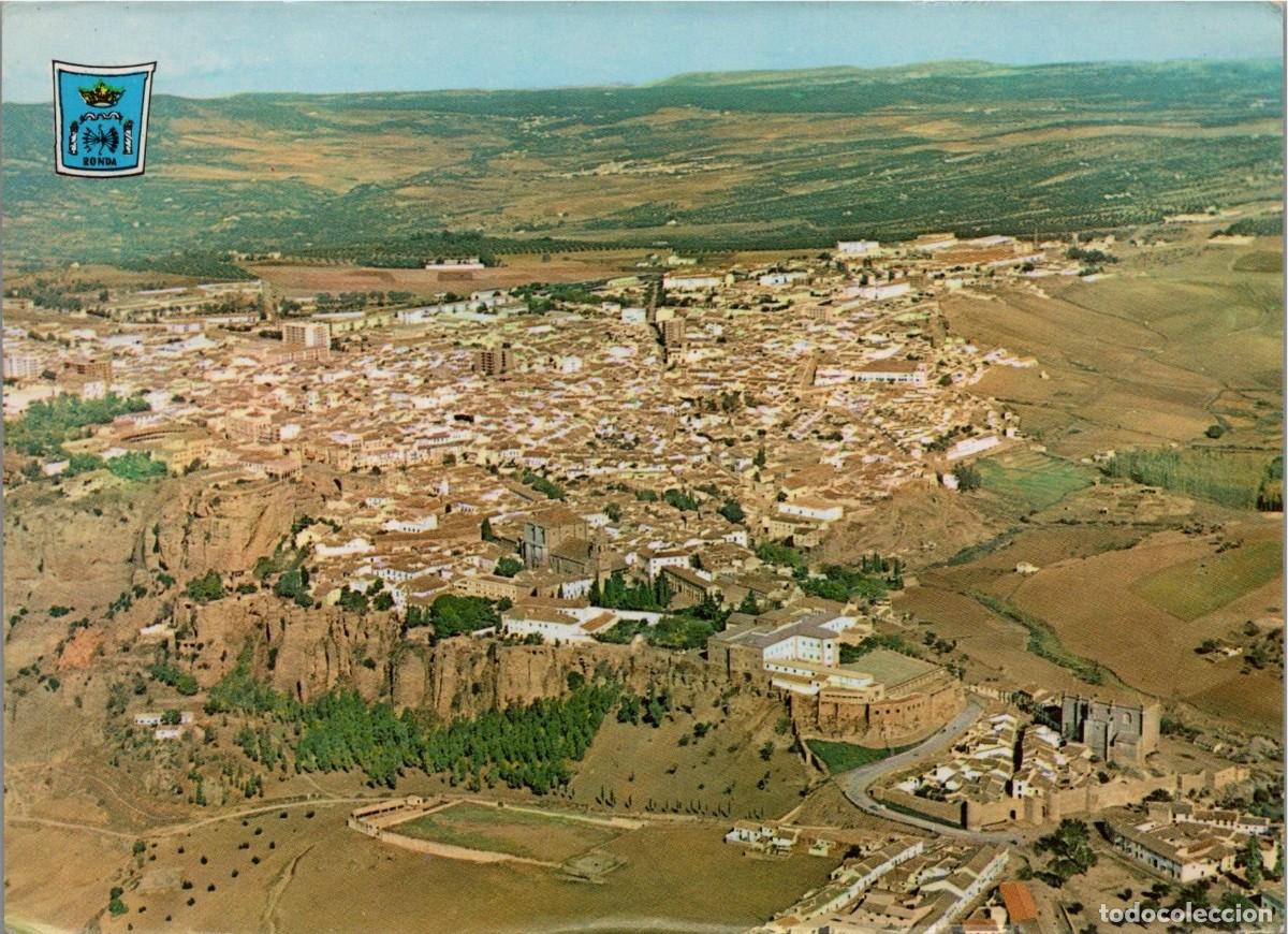 Postales: Ronda - Panor&aacute;mica de la Ciudad - Ed. D.L.B. n&ordm; 90 - 148x107mm - Campo de F&uacute;tbol ?