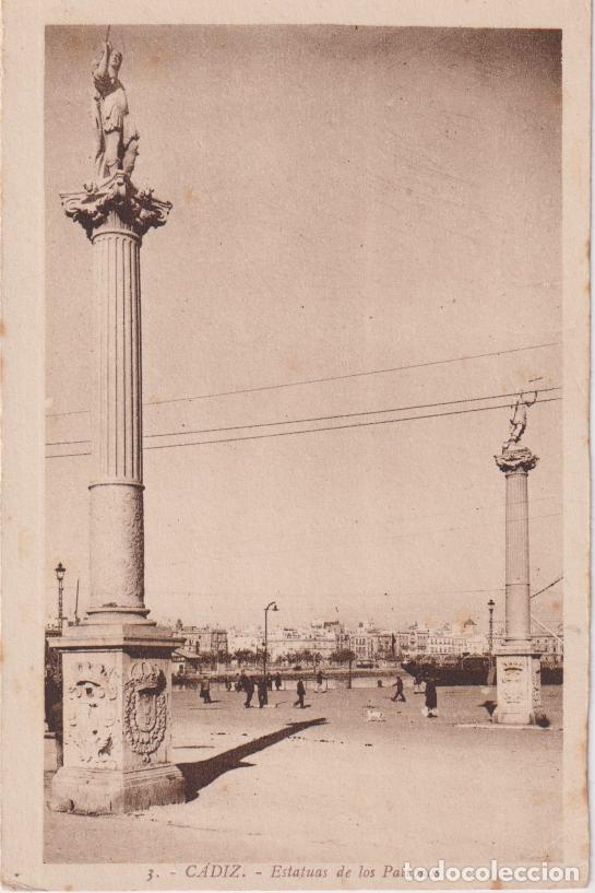 Postales: CADIZ, ESTATUAS DE LOS PATRONOS - L.ROISIN N&ordm;3 - S/C