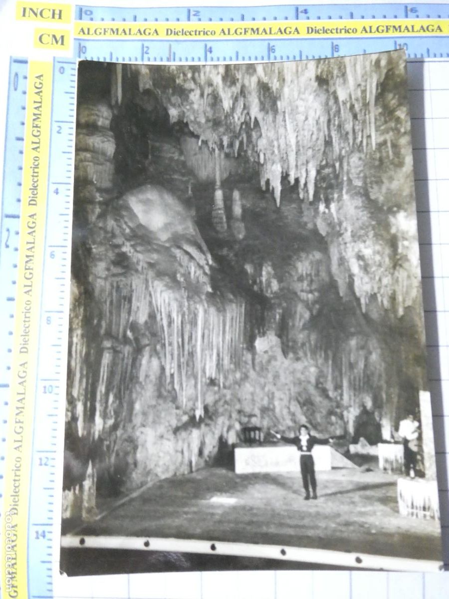 Postales: POSTAL DE M&Aacute;LAGA. A&Ntilde;O 1963. CUEVA DE NERJA ANTONIO EL BAILAR&Iacute;N PEL&Iacute;CULA 50 SOM CEREZO. 2934