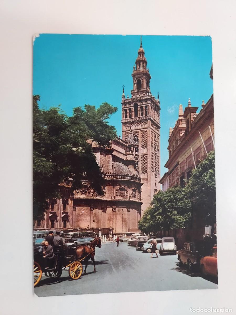 Postales: POSTAL SEVILLA LA GIRALDA. 1963. CIRCULADA. CITROEN 2CV