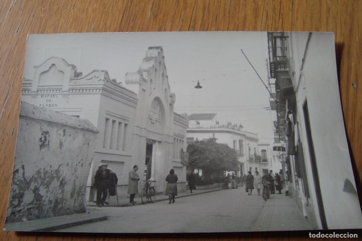 Postales: ANTIGUA POSTAL FOTOGRAFICA MERCADO ABASTOS LORA DEL RIO SEVILLA. BECERRA N&ordm; 9