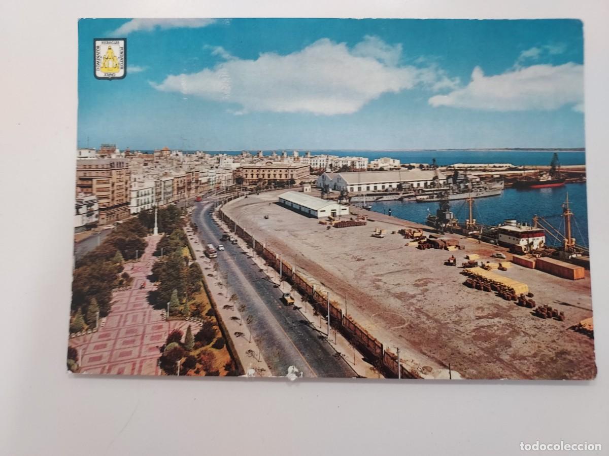 Postales: POSTAL CADIZ AVENIDA DE CARRANZA Y PUERTO. CIRCULADA MATASELLOS 1961. SUBIRATS 1104