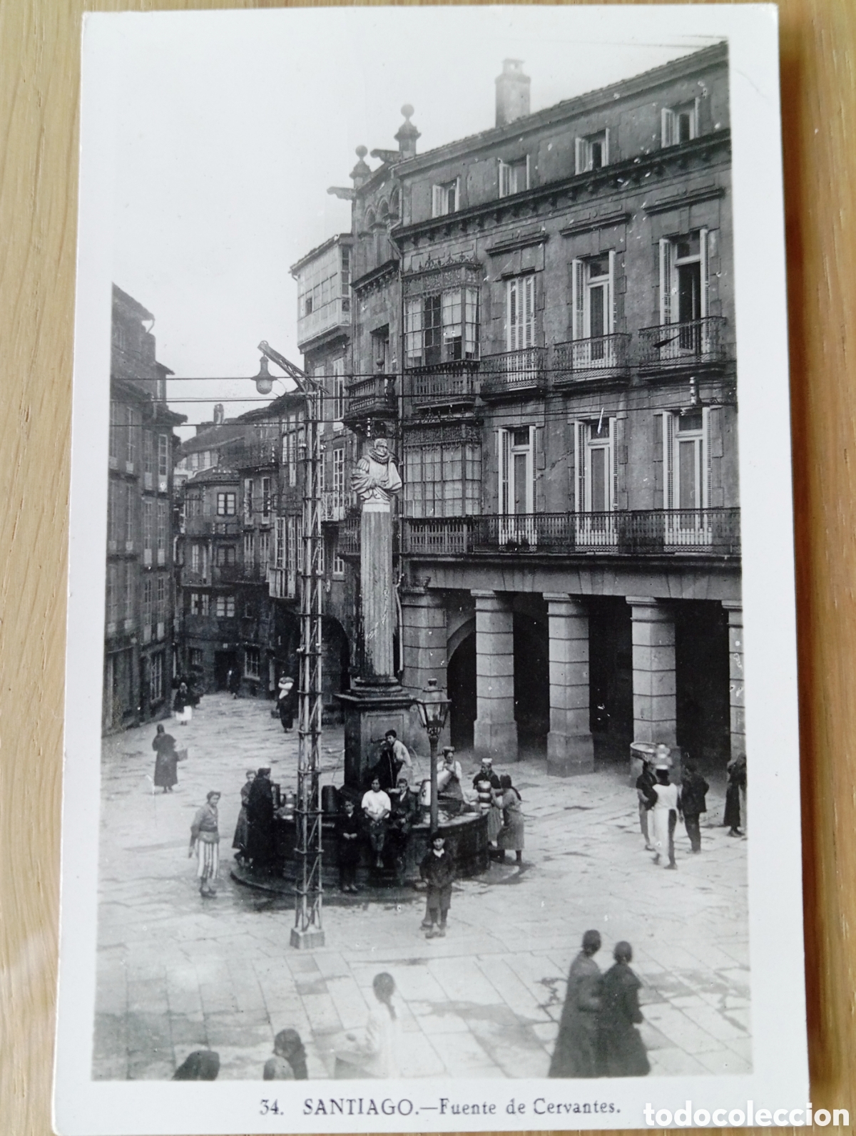 Postales: POSTAL SANTIAGO DE COMPOSTELA LA CORU&Ntilde;A FUENTE DE CERVANTES SIN EDITOR SIN CIRCULAR