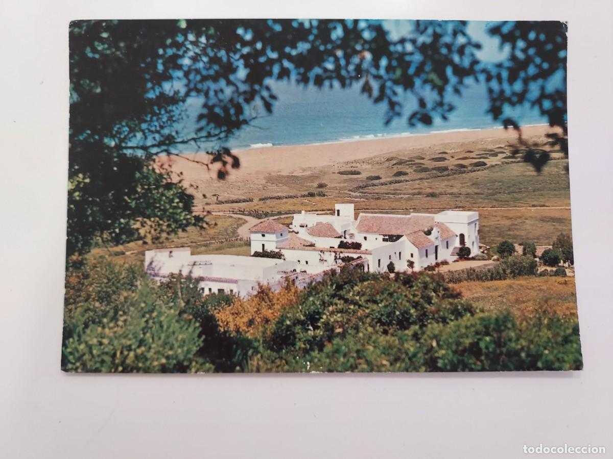 Postales: POSTAL ZAHARA DE LOS ATUNES HOTEL CORTIJO DE LA PLATA. 1968. SIN CIRCULAR. CADIZ