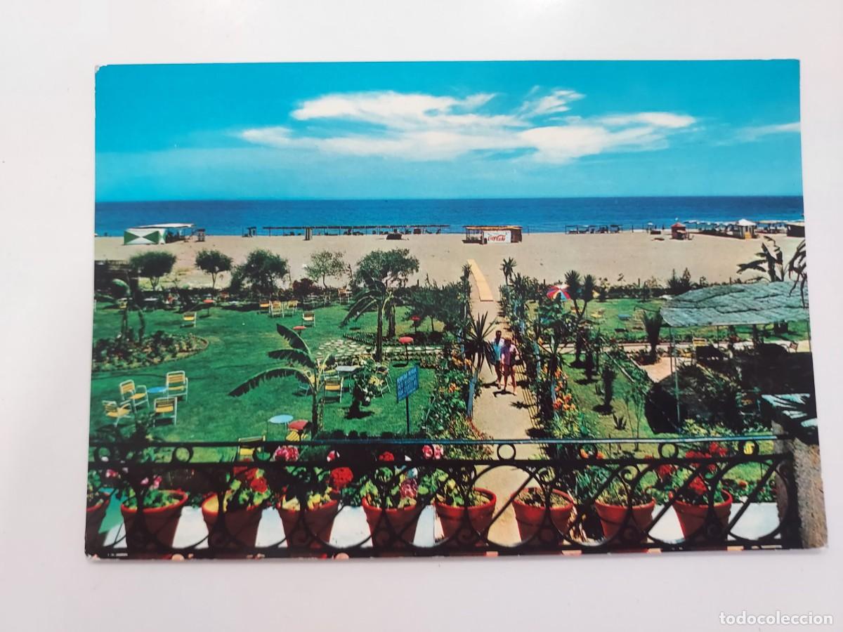 Postales: POSTAL FUENGIROLA HOTEL FLORIDA JARDINES PLAYA. 1966. CIRCULADA. MALAGA
