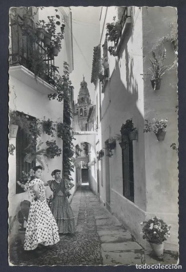 Postales: C&oacute;rdoba *Calle de las flores* Ed. G. Garrabella n&ordm; 36. Circulada.
