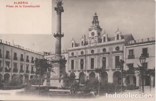 Postales: ALMERIA PLAZA DE LA CONSTUTUCION DORSO SIN DIVIDIR