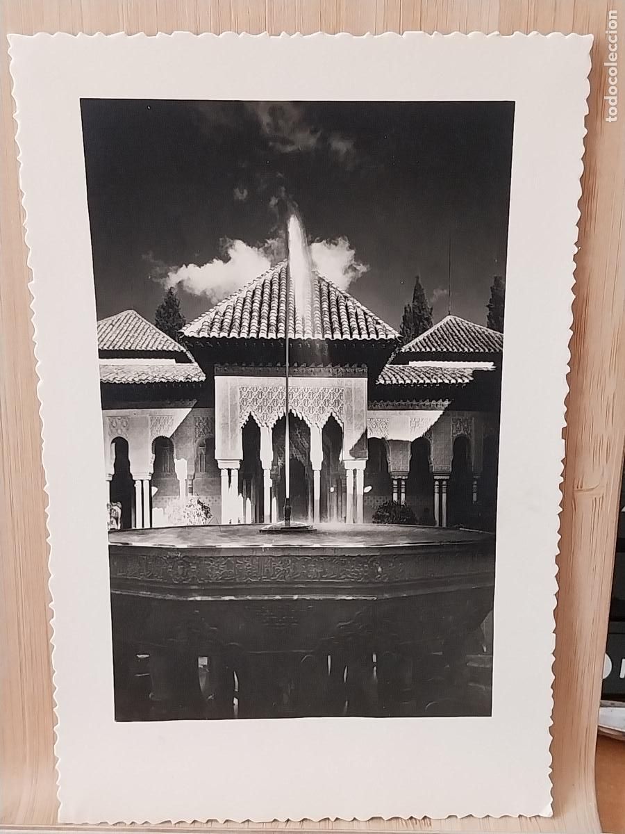 Postales: GRANADA FUENTE TARJETA FOTOGRAFICA A&Ntilde;OS 50 PRECIOSA 17.3X11.3CMS ORIGINAL