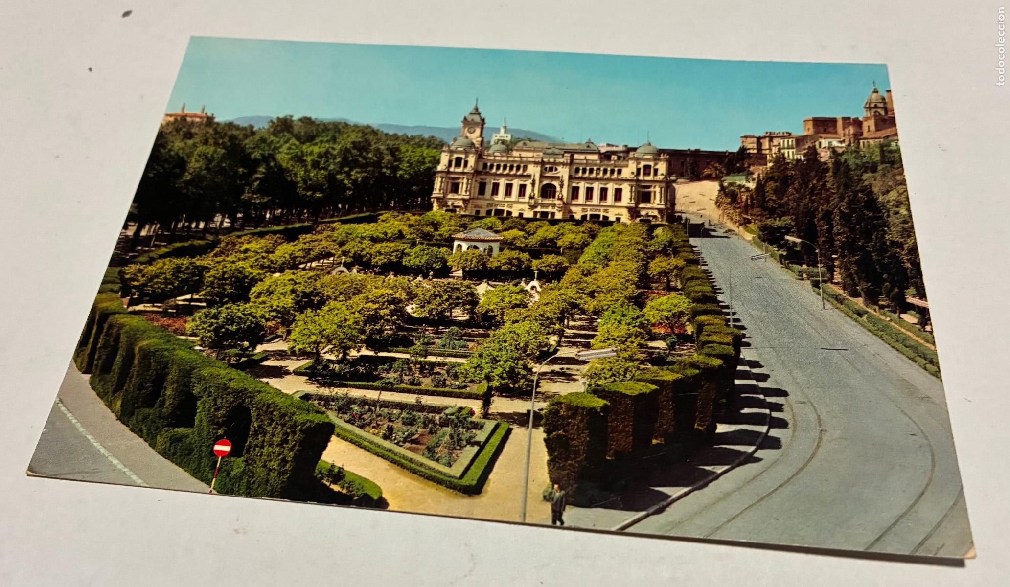 Postales: POSTAL MALAGA, JARDINES DE PUERTA OSCURA Y AYUNTAMIENTO