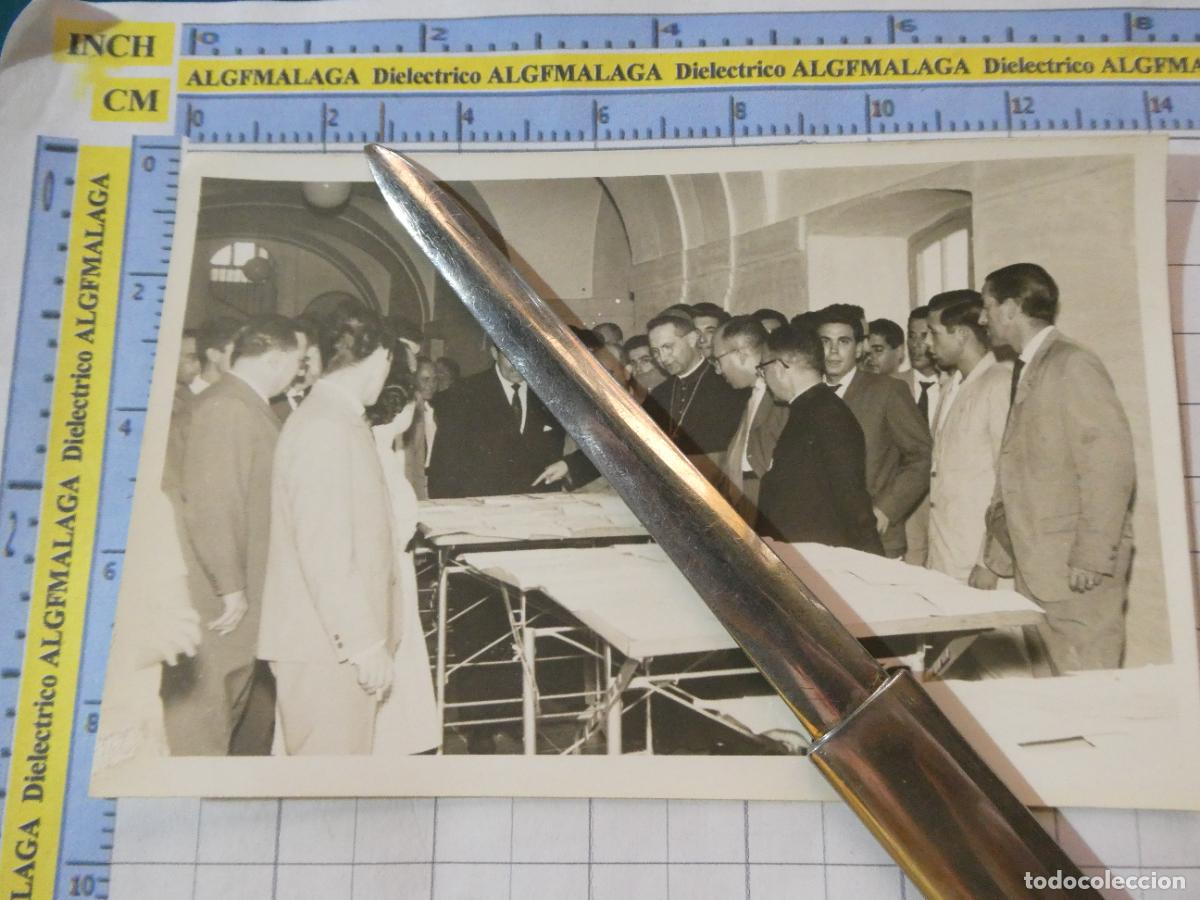 Postales: FOTOGRAF&Iacute;A RELIGIOSA ECLESI&Aacute;STICA M&Aacute;LAGA. OBISPO EMILIO BENAVENT MARCAJE FOTO ARJONA ARCHIDONA 2595