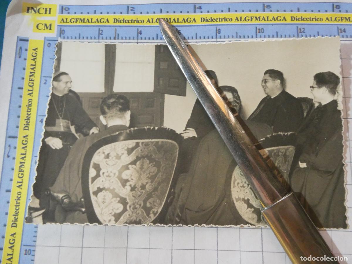 Postales: FOTOGRAF&Iacute;A RELIGIOSA ECLESI&Aacute;STICA M&Aacute;LAGA. OBISPO EMILIO BENAVENT MARCAJE FOTO EL&Iacute;AS JIM&Eacute;NEZ 2599