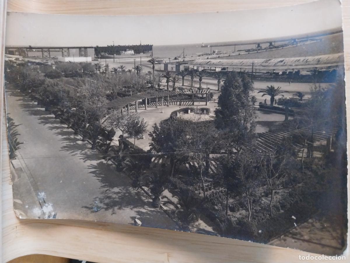 Postales: ALMERIA PARQUE DE JOSE ANTONIO Y PUERTO ED NIMAD ESCRITA A&Ntilde;O 1957