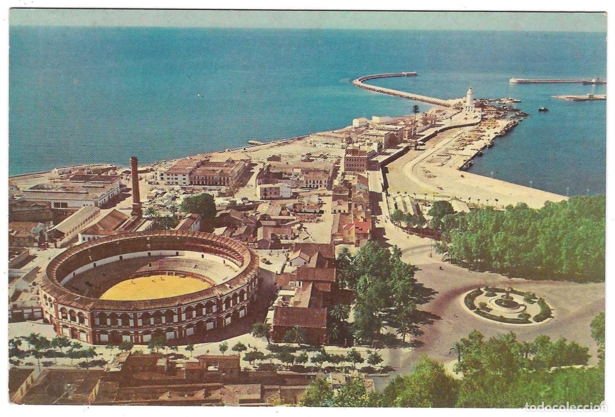 Postales: Postal M&aacute;laga. La Plaza de Toros. Al fondo el puerto. ref. 7-anda87