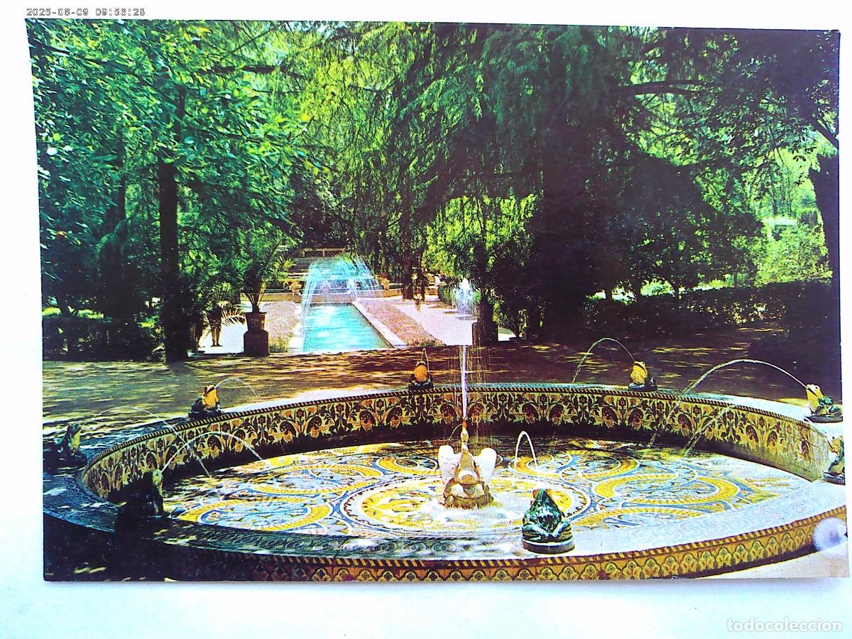 Postales: POSTAL DE SEVILLA : FUENTES EN EL PARQUE DE MARIA LUISA . A&Ntilde;OS 60