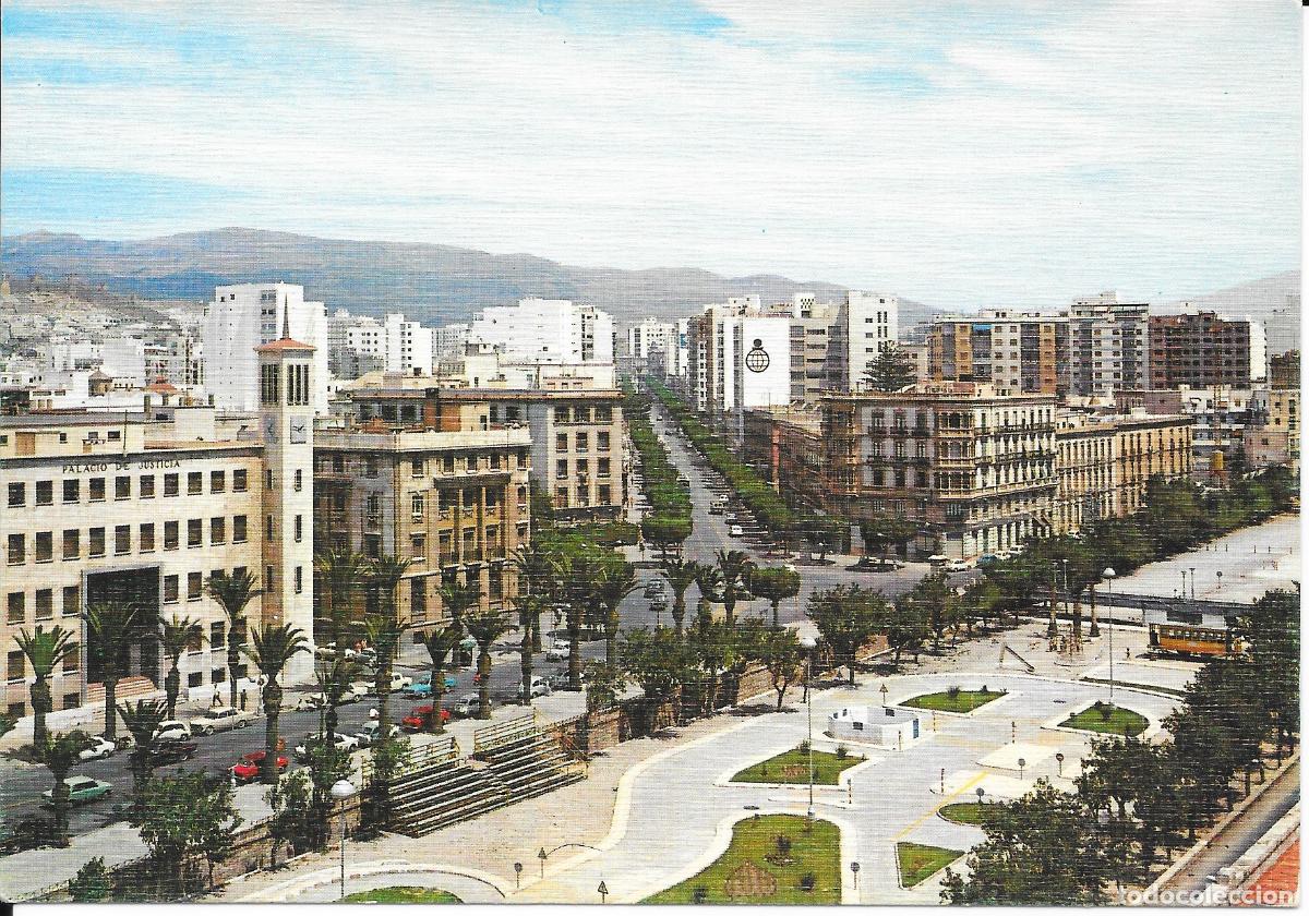Postales: [POSTAL] Rambla de Bel&eacute;n y Avda. General&iacute;simo. Almer&iacute;a (sin circular)