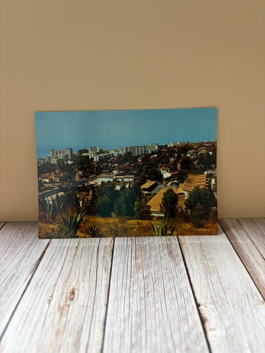 Postales: TARJETA POSTAL. M&Aacute;LAGA. 2103.- COSTA DEL SOL. TORREMOLINOS. VISTA PARCIAL. EDICIONES ARRIBAS