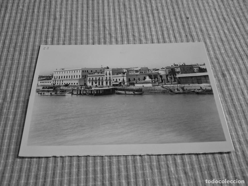 Postales: Postal antigua C&aacute;diz. Puerto de Santa Mar&iacute;a. Vista parcial y embarcadero.