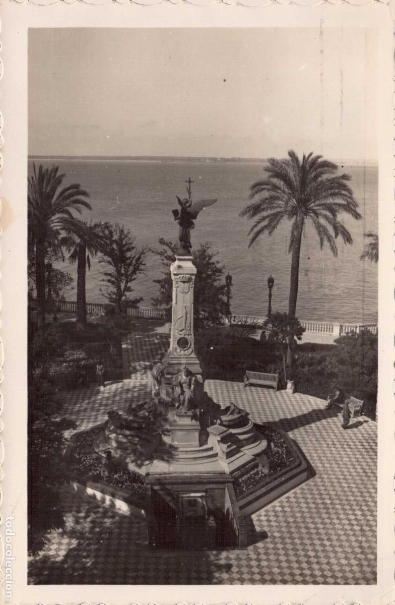 Postales: TARJETA POSTAL CADIZ MONUMENTO AL MARQUES DE COMILLAS N&ordm; 138 EDICIONES ARRIBAS
