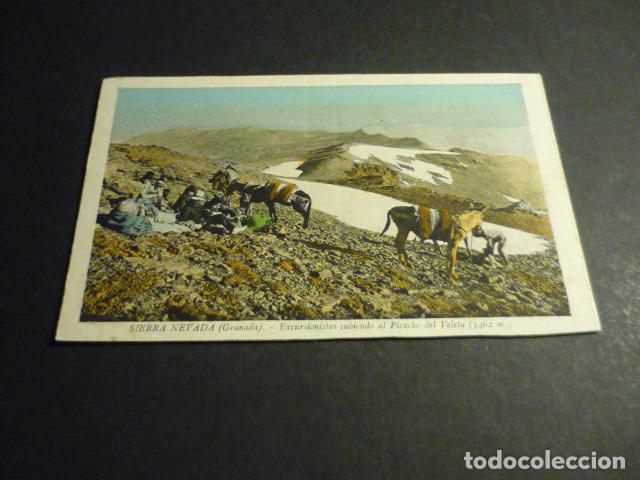 Postales: SIERRA NEVADA GRANADA EXCURSIONISTAS SUBIENDO AL PICACHO DEL VELETA
