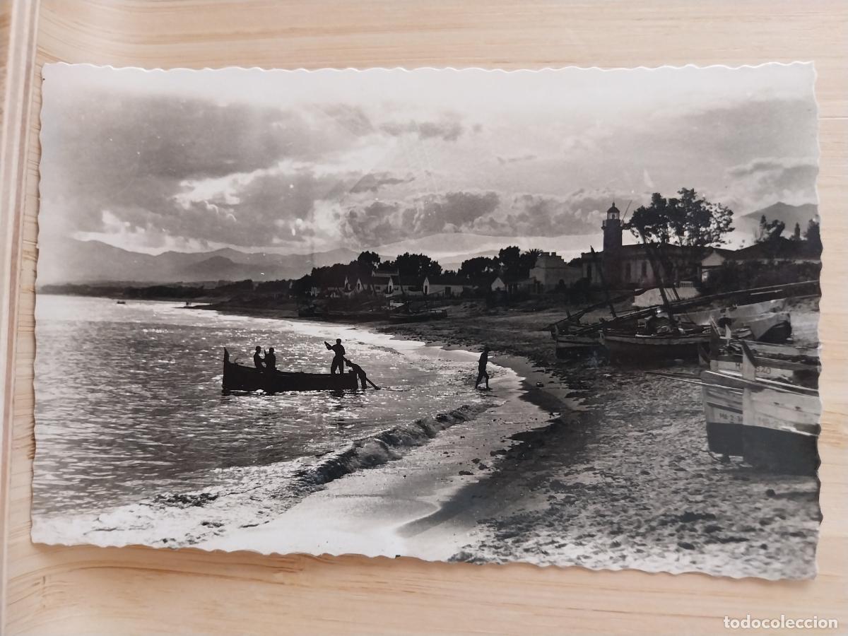 Postales: MARBELLA PLAYA FARO ATARDECER ED JUAN BEL&Oacute;N LIMA 18 SC ORIGINAL BARCA PESCADORES BN